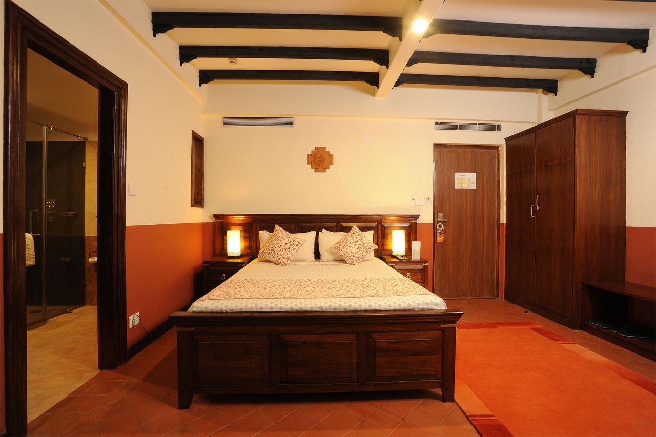 Traditional Comfort Boutique Hotel Катманду Екстер'єр фото