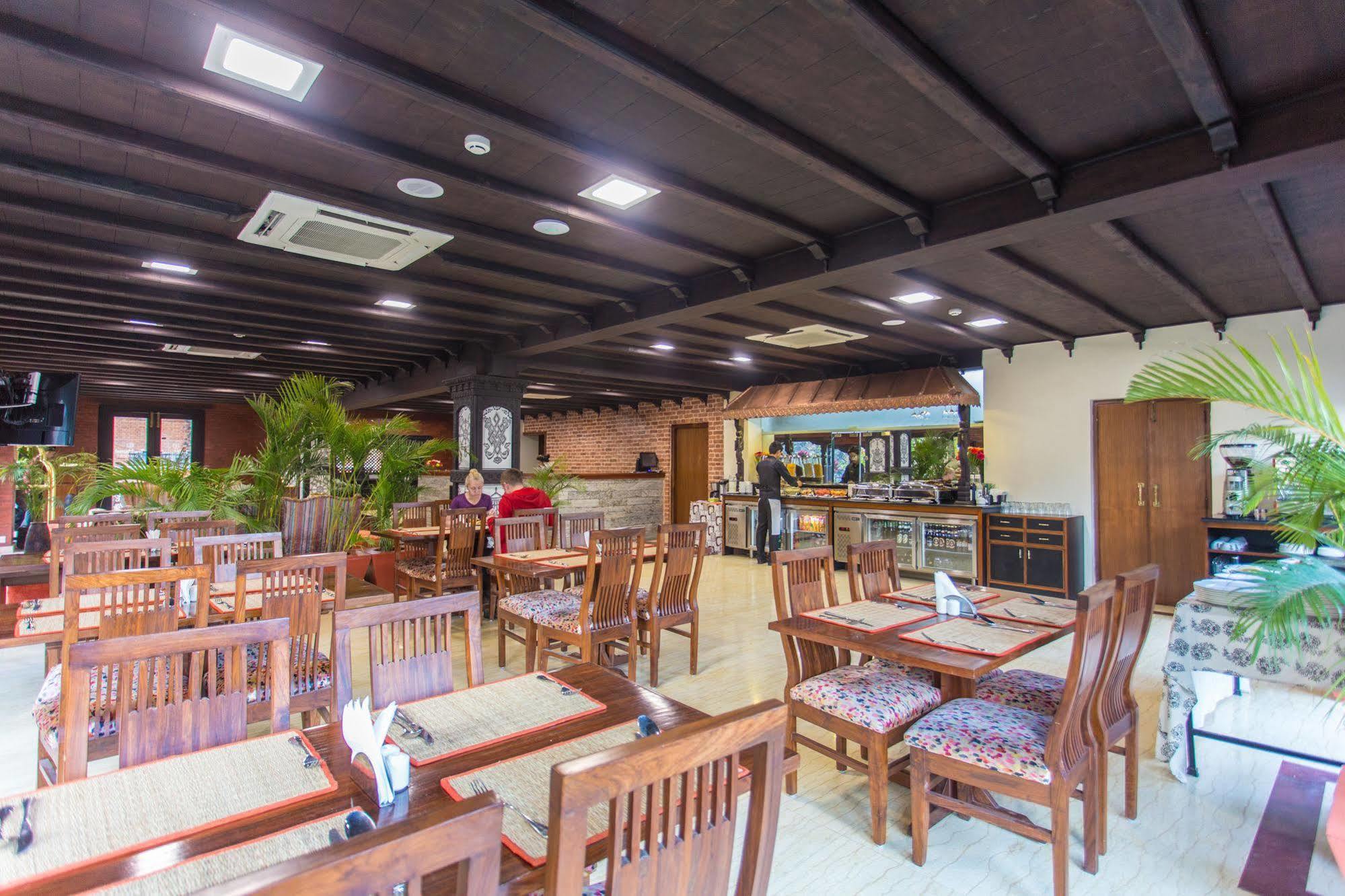 Traditional Comfort Boutique Hotel Катманду Екстер'єр фото