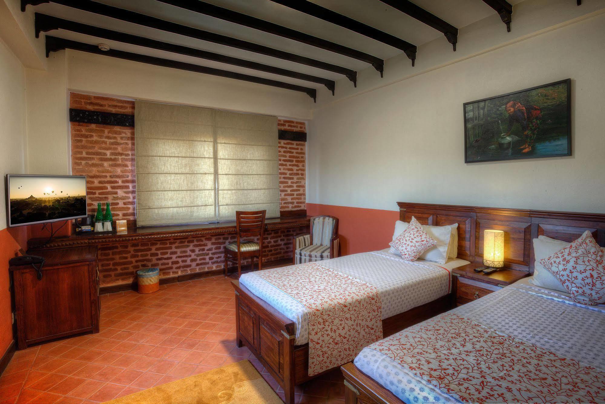 Traditional Comfort Boutique Hotel Катманду Екстер'єр фото