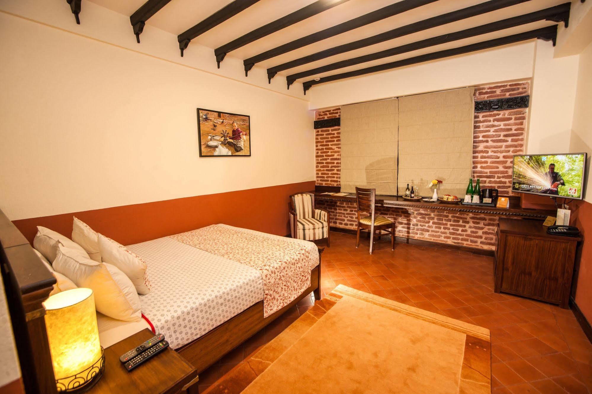 Traditional Comfort Boutique Hotel Катманду Екстер'єр фото